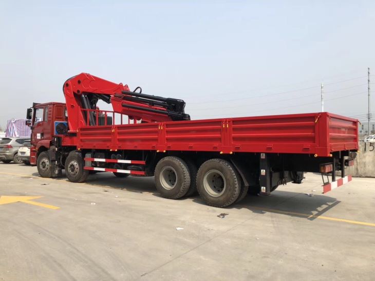 14t Knuckle Boom Truck